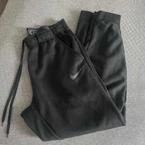 Nike Men's Black Jogger Pants